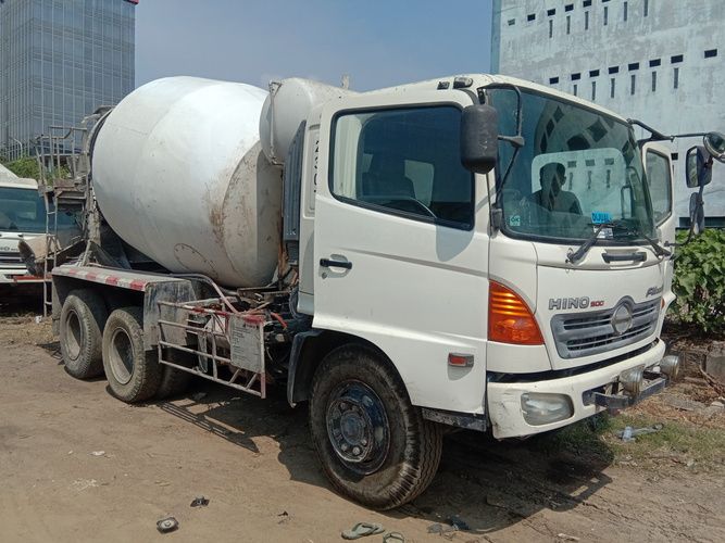 Truk Mixer 7 Kubik,Hino FM 260 Ti,Tronton