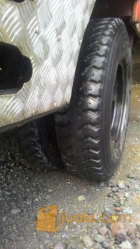 truk toyota dyna 130