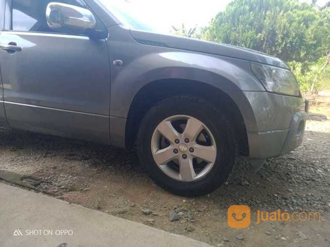 Suzuki Grand Vitara 2006..Kondisi Mulus..Pemakaian Pribadi..Jarang Jalan..