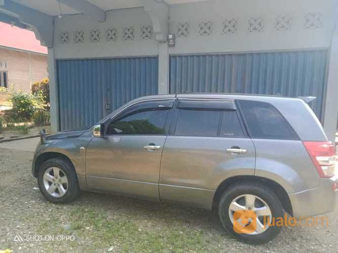 Suzuki Grand Vitara 2006..Kondisi Mulus..Pemakaian Pribadi..Jarang Jalan..