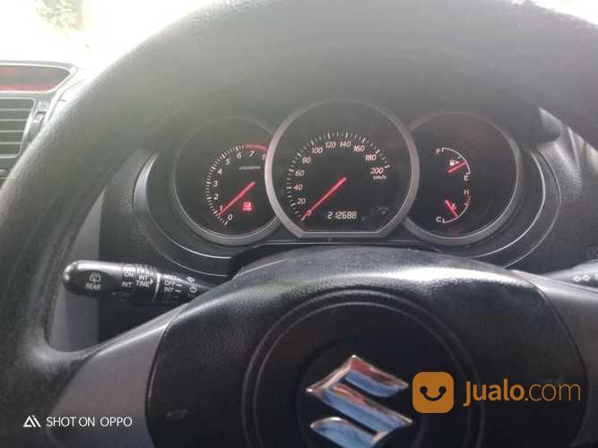 Suzuki Grand Vitara 2006..Kondisi Mulus..Pemakaian Pribadi..Jarang Jalan..