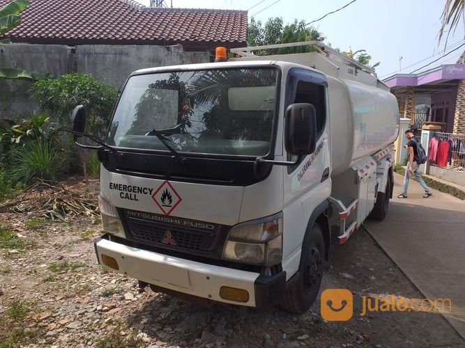 Truk Tangki Bbm Kap 8000 L Mitsubishi Canter FE 74 HD 125ps 2015