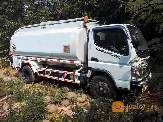 Truk Tangki Bbm Kap 8000 L Mitsubishi Canter FE 74 HD 125ps 2015