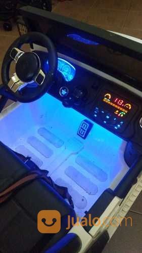 Servis Bisa Cek Langsung Di Tempat Mobil Aki Besar Remote Control