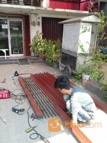 Jasa Perbaikan Folding Gate Pertokoan Dan Warung