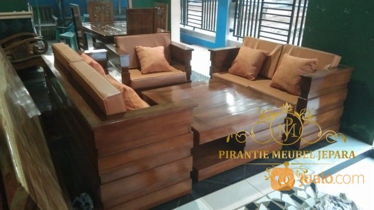 Sofa Tamu Box Jati Minimalis