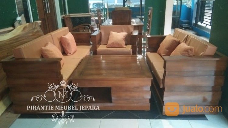 Sofa Tamu Box Jati Minimalis
