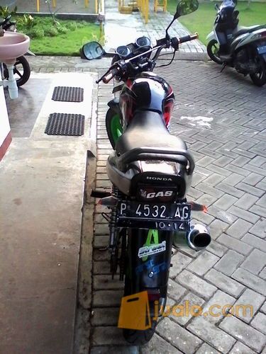 tossa jaguar 200 cc plat P bondowoso