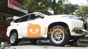 Velg Ring 18 Tipe Kumamoto Warna Silver Untuk Pajero Fortuner Trailblazer Hilux Dll