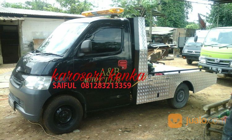 PEMBUAT TOWING GRAN MAX JAKARTA SELATAN