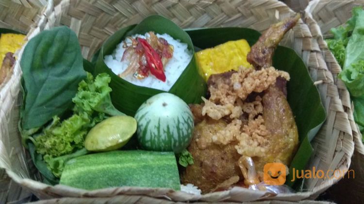 Nasi Besek Kekinian Di Cimahi