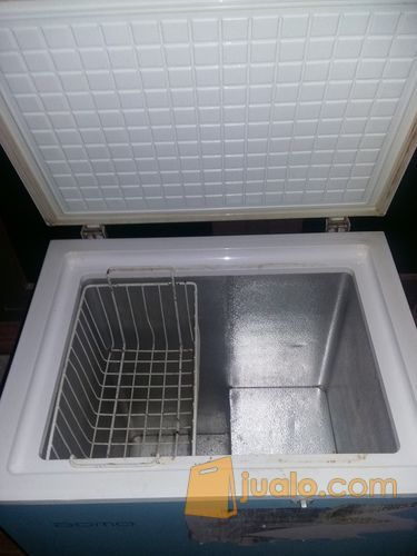 frezer box merk domo