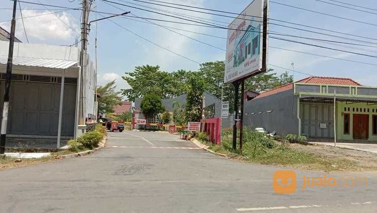 RUMAH DI SLAWI TEGAL. DEKAT DENGAN ALUN2. SAPPHIRE TOWNHOUSE SLAWI