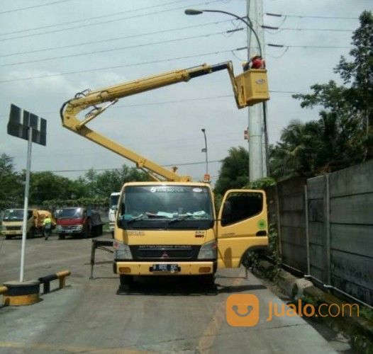 Rental / Sewa Truck Skylift / Mobil Skylift / Mobil PJU