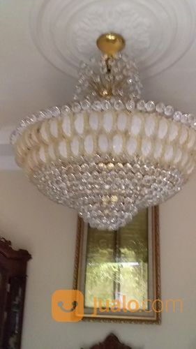 Jasa Cuci lampu kristal 085882578325