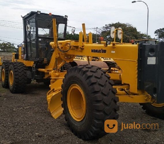 Alat Berat Motor Grader Komatsu GD705A-4 Tahun 2011