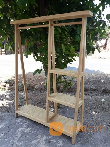 Rak Buku Gantungan Alami Jepara Finishing 7i4