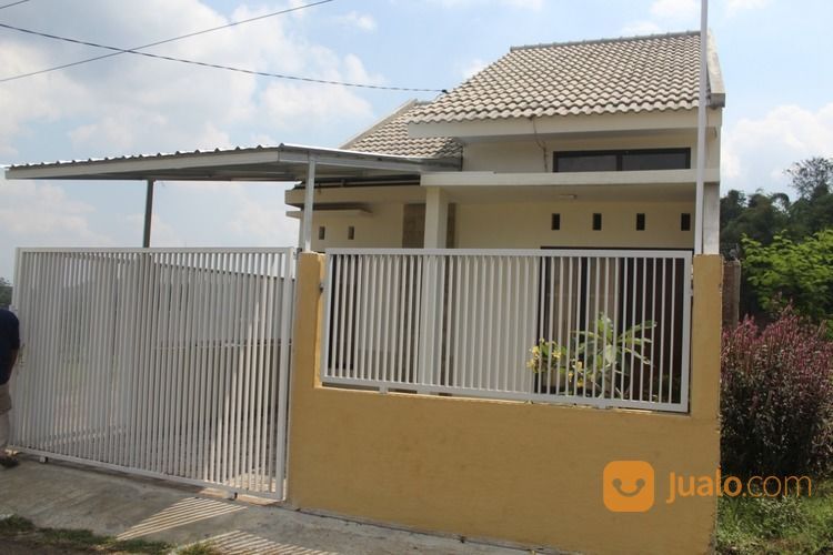 RUMAH KAMPUNG JEMBER SUASANA ASRI MURAH BANGUNAN BERKUALITAS