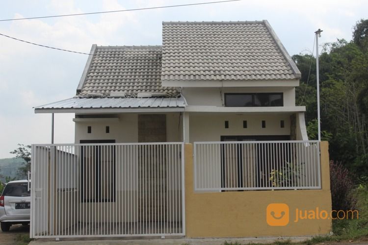 RUMAH KAMPUNG JEMBER SUASANA ASRI MURAH BANGUNAN BERKUALITAS