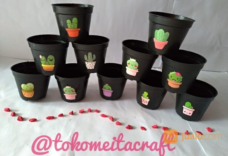 Pot Plastik Kaktus Sukulen Dan Tanaman Hias Karakter Kaktus