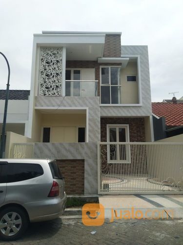 Rumah 2,5 Lantai Plus Rooftop Di Pakuwon City Taman Mutiara