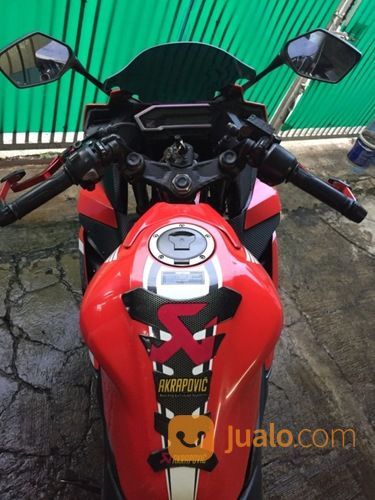 Honda CBR 150 Facelift Tahun 2016 Racing Red