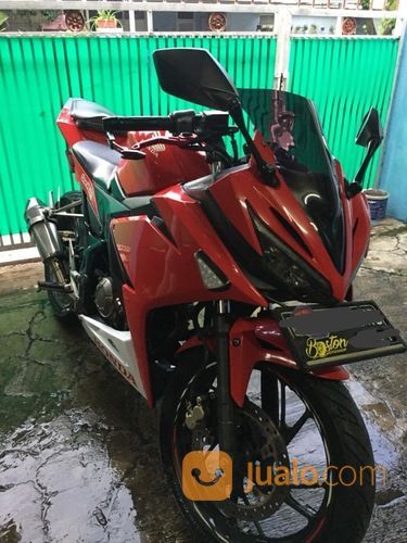 Honda CBR 150 Facelift Tahun 2016 Racing Red