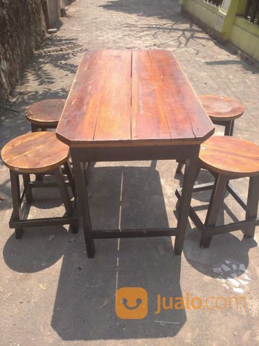 Dibeli Barang Bekas Cafe