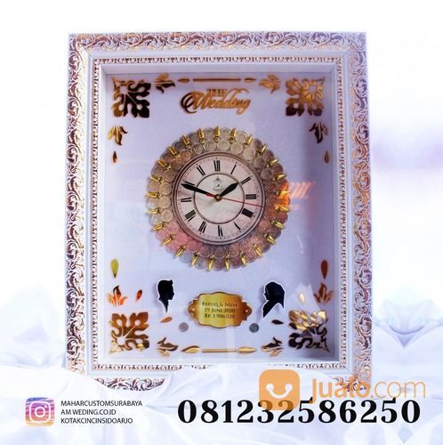 Hiasan Pigura Mahar Pernikahan Bentuk Jam Dinding
