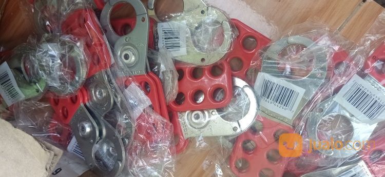 Master Lock Model 420 Safety Lock Out Haps