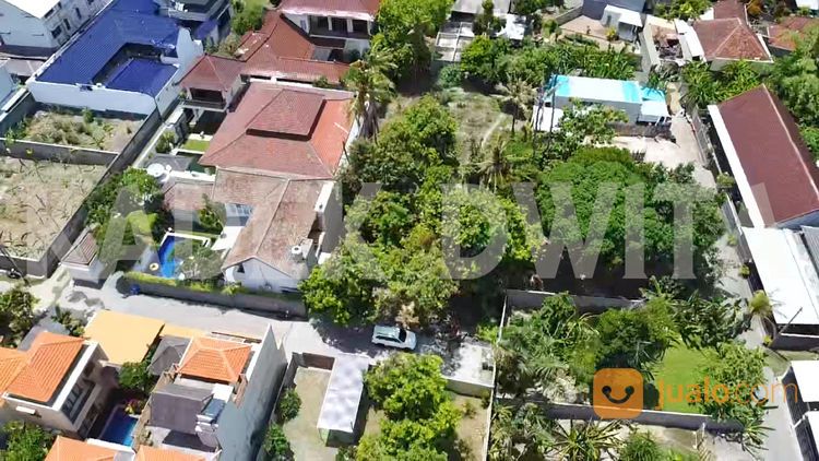 Tanah Batur Sari Tunjung Sari Sanur Lingkungan Villa
