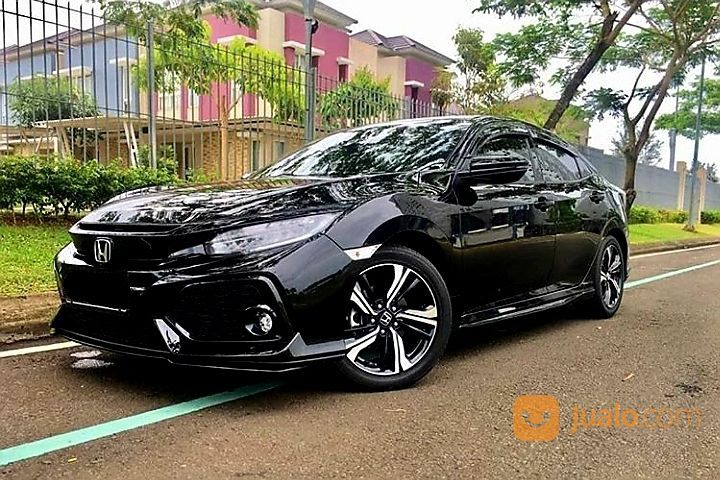 Honda Civic TURBO Hatchback 2017 Hitam Tgn 01 TERAWAT