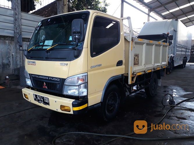 Mitsubishi Colt Diesel FE 71 Light Truck