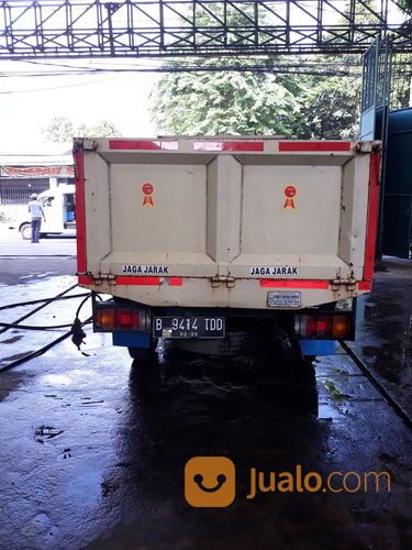 Mitsubishi Colt Diesel FE 71 Light Truck