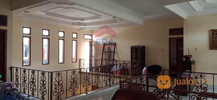 PRV Parahyangan Rumah Villa Gegerkalong, Rumah Cukup Mewah