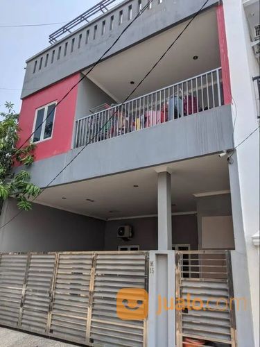 Rumah 3 Lantai Semi Furnish Strategis Di Komplek Pertamina Tugu Jakarta Utara
