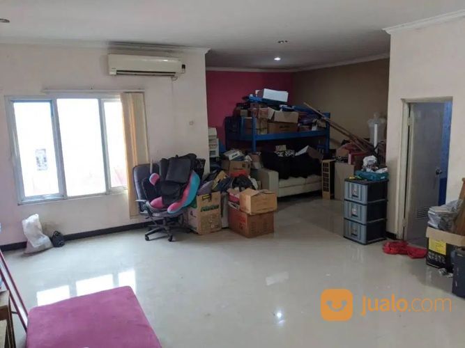 Rumah 3 Lantai Semi Furnish Strategis Di Komplek Pertamina Tugu Jakarta Utara