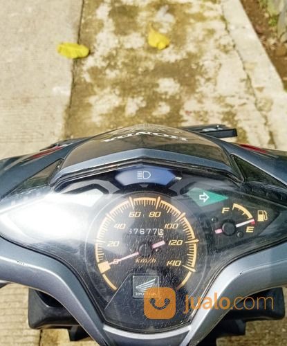 HONDA VARIO TECHNO 110 CW 2011 KARBU ORIGINAL TANGAN 1 PAJAK PANJANG ISTIMEWA