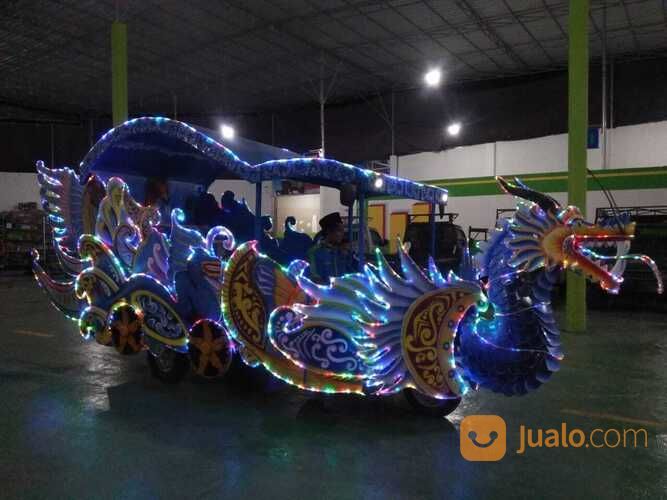 Kereta Kencana Naga Mesin Roda Tiga