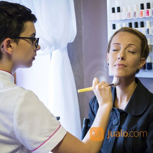 Menerima jasa make up jenazah - Windi