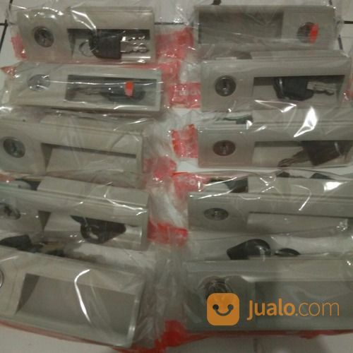 Kunci Loker Merk Lion Handle Plastik