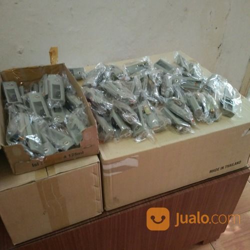 Kunci Loker Merk Lion Handle Plastik