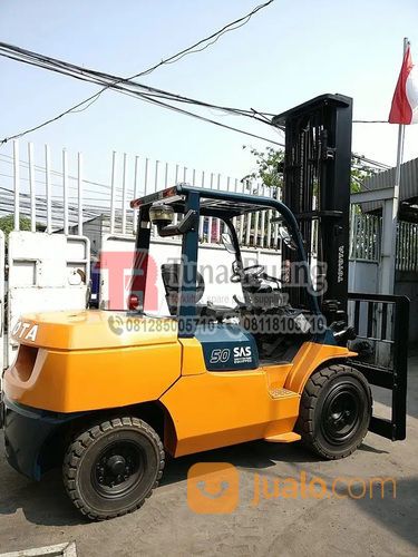 Forklift Seri 7 5 Ton Bahan Bakar Solar Engine Diesel Berkualitas