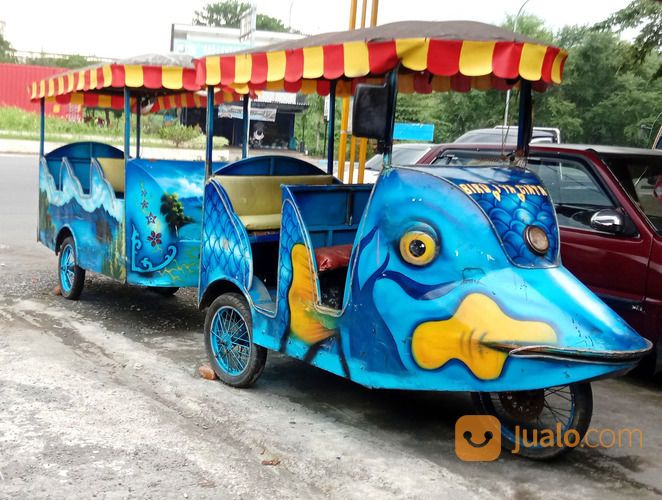 Kereta Kelinci Siap Bekerja Siang Malam