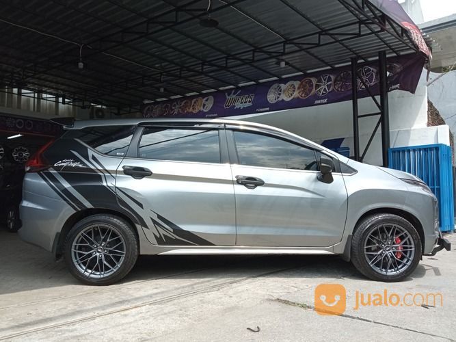 Toko Velg Mobil Sidoarjo Velg Xpande R18 FG BOTAIN HSR R18X8 H5X114,3 ET45