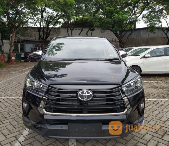 Toyota KIJANG INNOVA VENTURER 2.0 BENSIN MANUAL