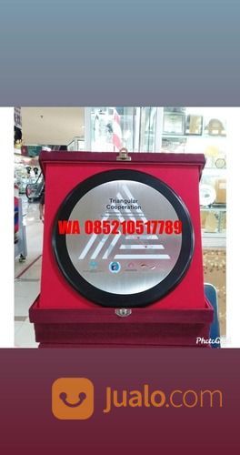 Plakat Kayu Kuningan Plat