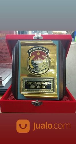 Plakat Kayu Kuningan Plat