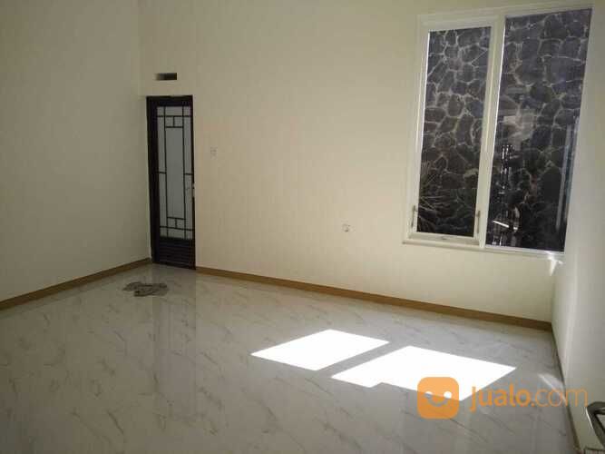 Rumah Baru Di Perumahan Araya Malang