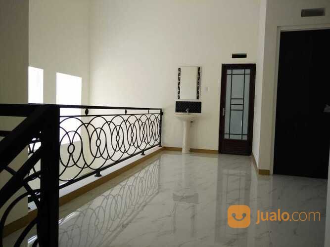 Rumah Baru Di Perumahan Araya Malang